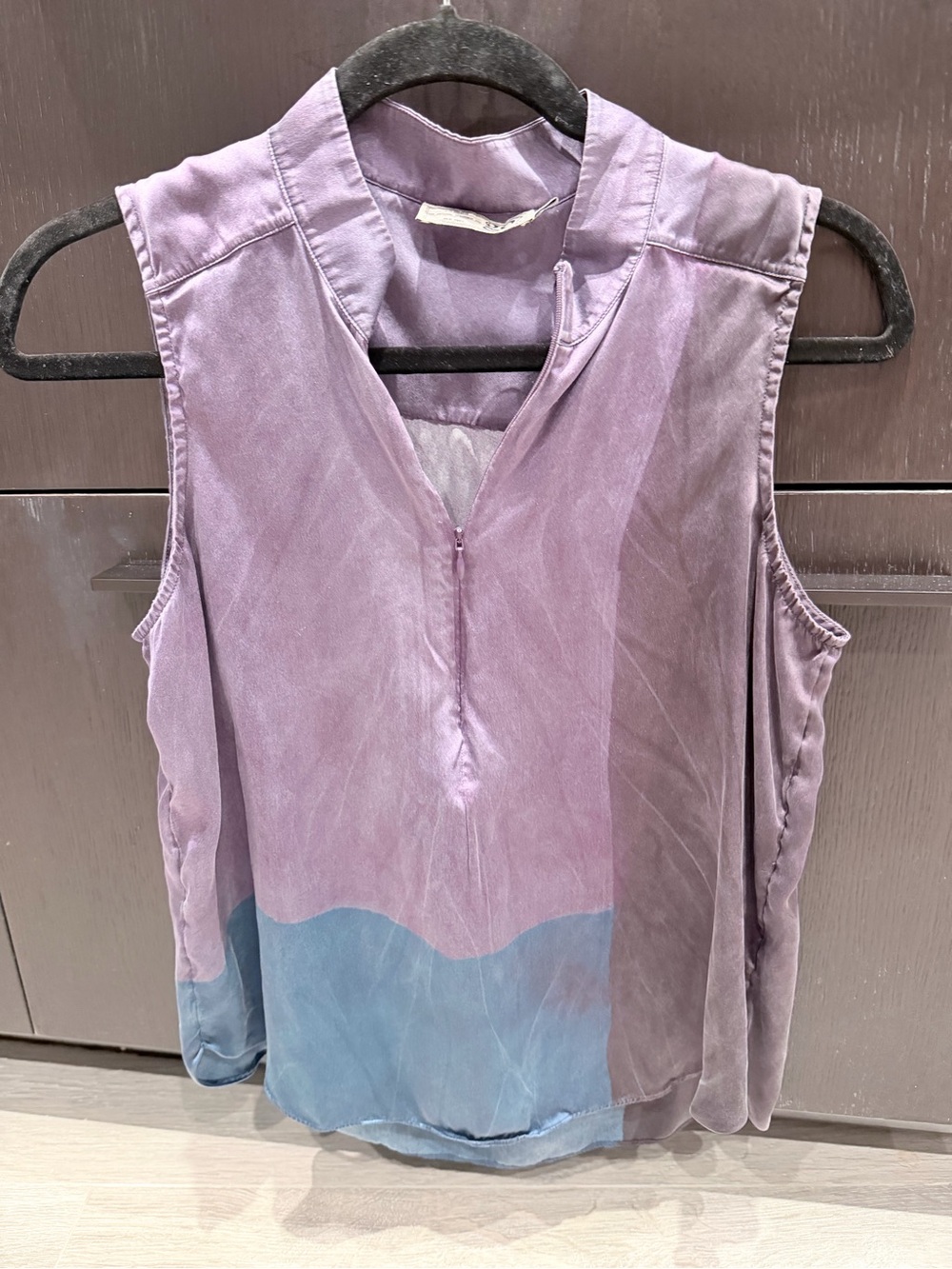 GO BY GO SILK Lavender Sleeveless V-Neck Top with Blue Hem
